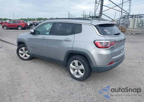 2017 Jeep New Compass Latitude Fwd from USA, damaged, VIN 3C4NJCBB7HT617199